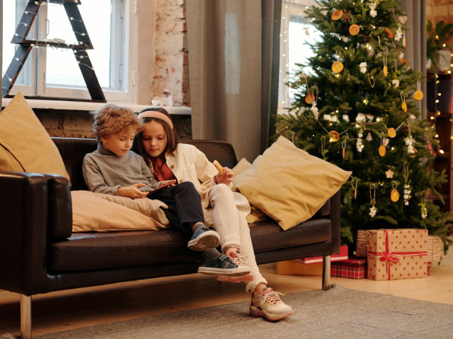 pexels-nicole-michalou-5765883