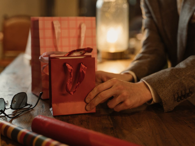 pexels-cottonbro-6127394