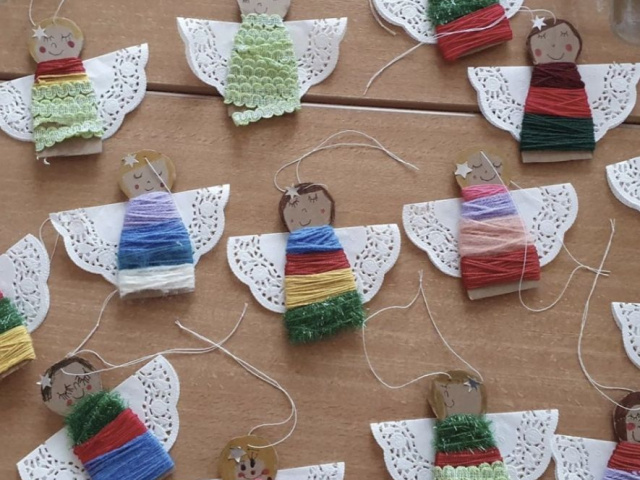 ozdoba-na-stromcek-anjel